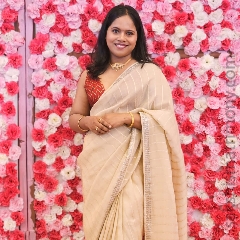 Divya  Naik